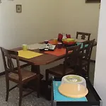 O Sarracino Nocleg ze śniadaniem Neapol
